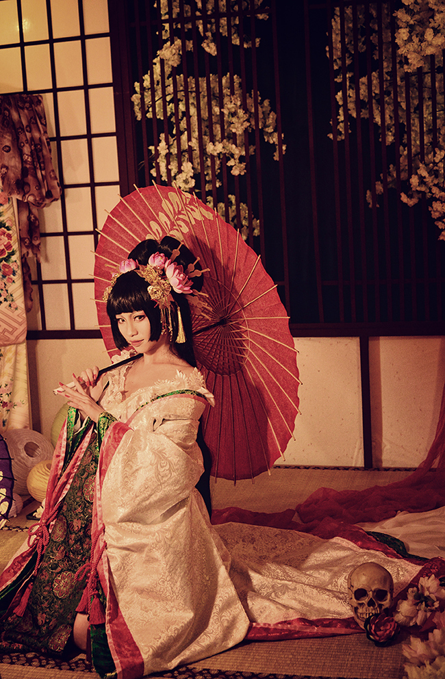 点击大图看下一张：零之地带冲野真夜子花魁让人垂涎欲滴