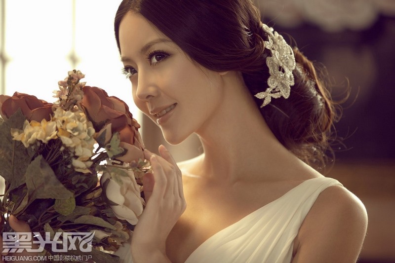 点击大图看下一张：with you 婚纱摄影