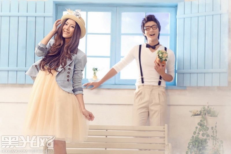 点击大图看下一张：田园小调 婚纱摄影