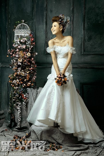 点击大图看下一张:后花园 婚纱摄影