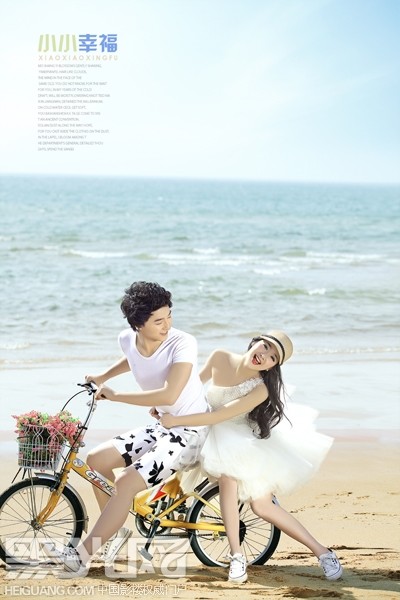 点击大图看下一张：小小幸福 婚纱摄影