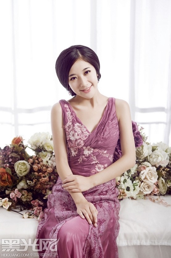 点击大图看下一张：紫色的爱慕 婚纱摄影