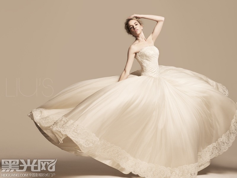 点击大图看下一张:唯美新娘 婚纱摄影