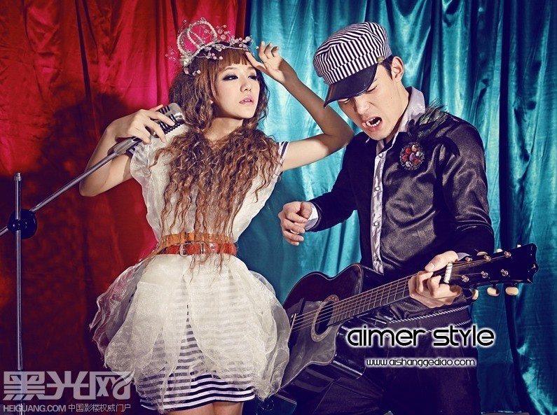 点击大图看下一张：电幻物语 婚纱摄影