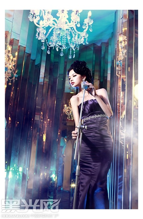 点击大图看下一张：高调的奢华 婚纱摄影