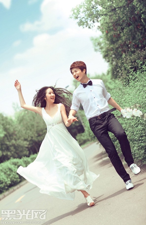 点击大图看下一张：我们的快乐时光 婚纱摄影