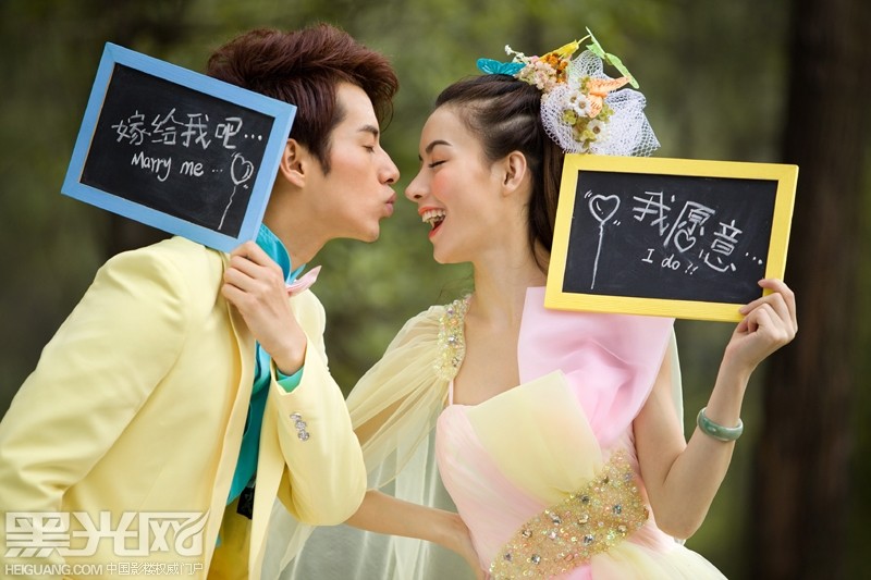 点击大图看下一张：夏日心情 婚纱摄影