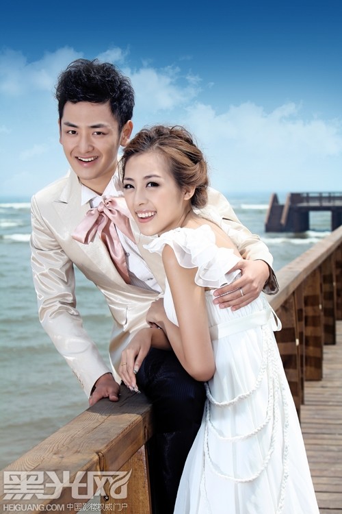 点击大图看下一张：海蓝之恋 婚纱摄影