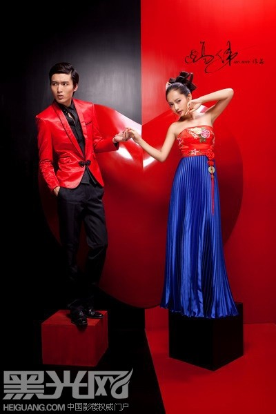 点击大图看下一张：心 婚纱摄影