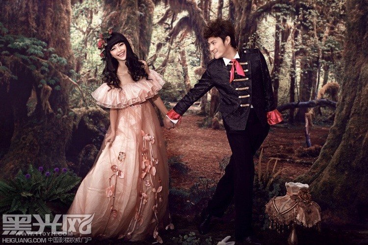 点击大图看下一张：仙履奇遇 婚纱摄影