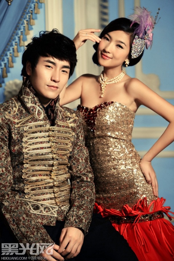 点击大图看下一张:塞纳维拉 婚纱摄影