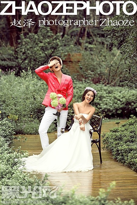 点击大图看下一张：唯爱 婚纱摄影