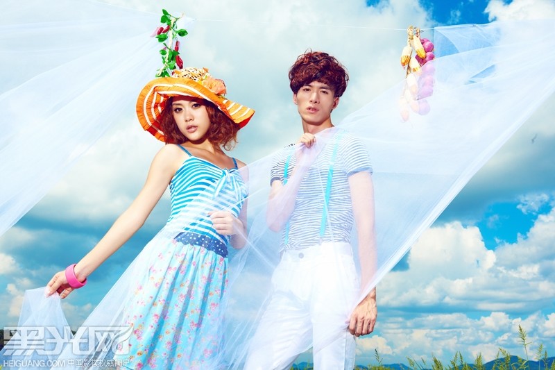 点击大图看下一张:韩风弥漫 婚纱摄影