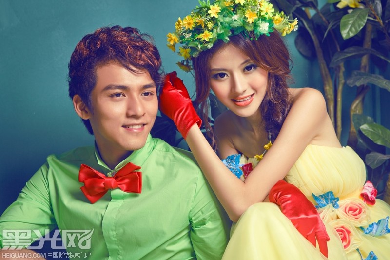 点击大图看下一张:蝴蝶梦 婚纱摄影