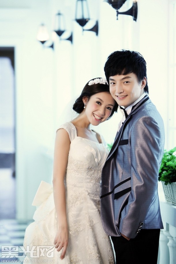 点击大图看下一张:一双世界 婚纱摄影