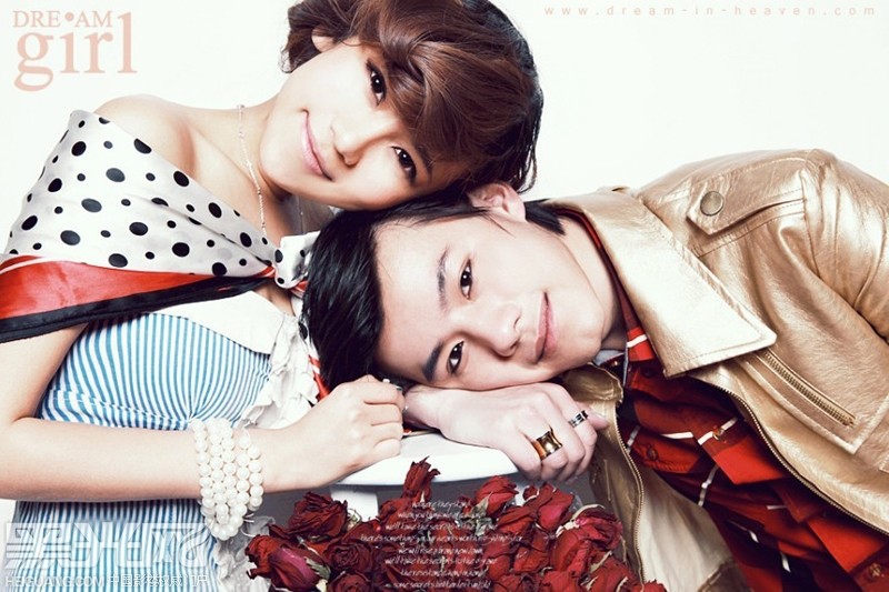 点击大图看下一张:秘密花园 婚纱摄影