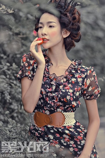 点击大图看下一张:加冕の爱 婚纱摄影