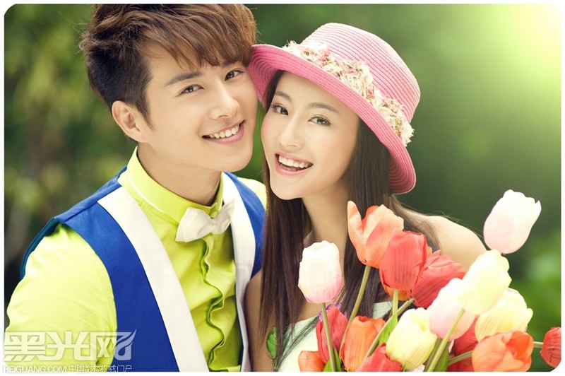 点击大图看下一张：丛林物语 婚纱摄影