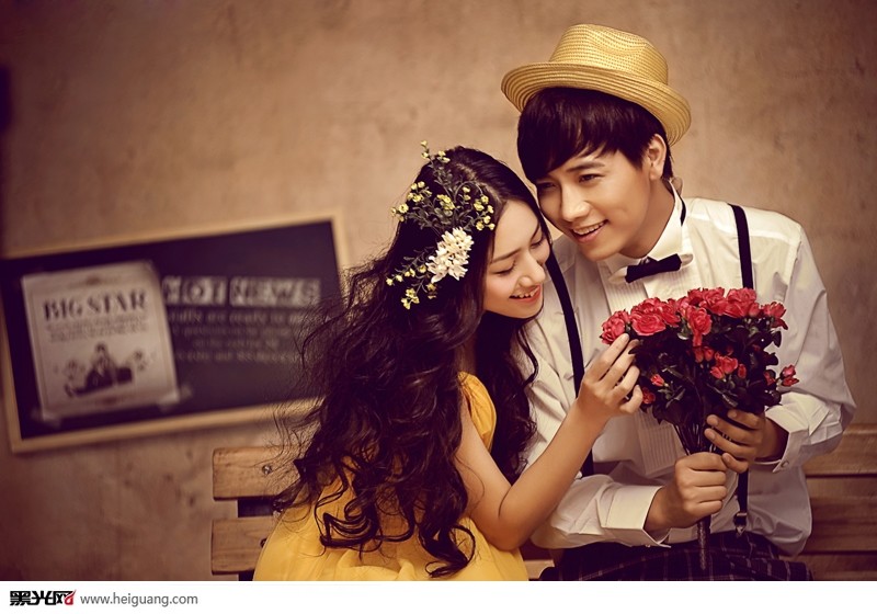 点击大图看下一张：爱约定 婚纱摄影