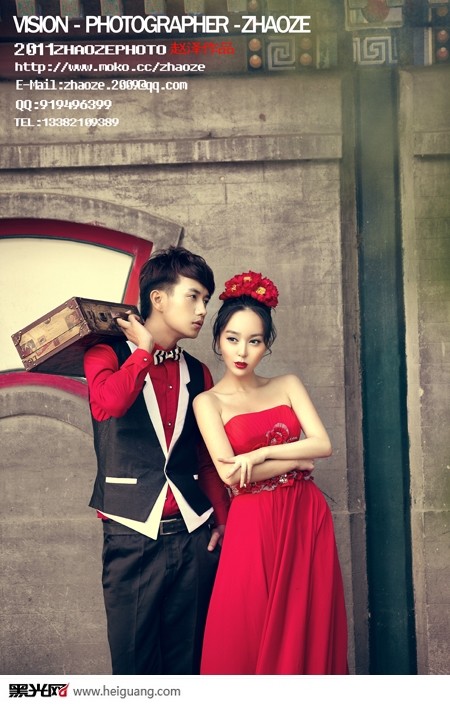 点击大图看下一张：中国红 婚纱摄影