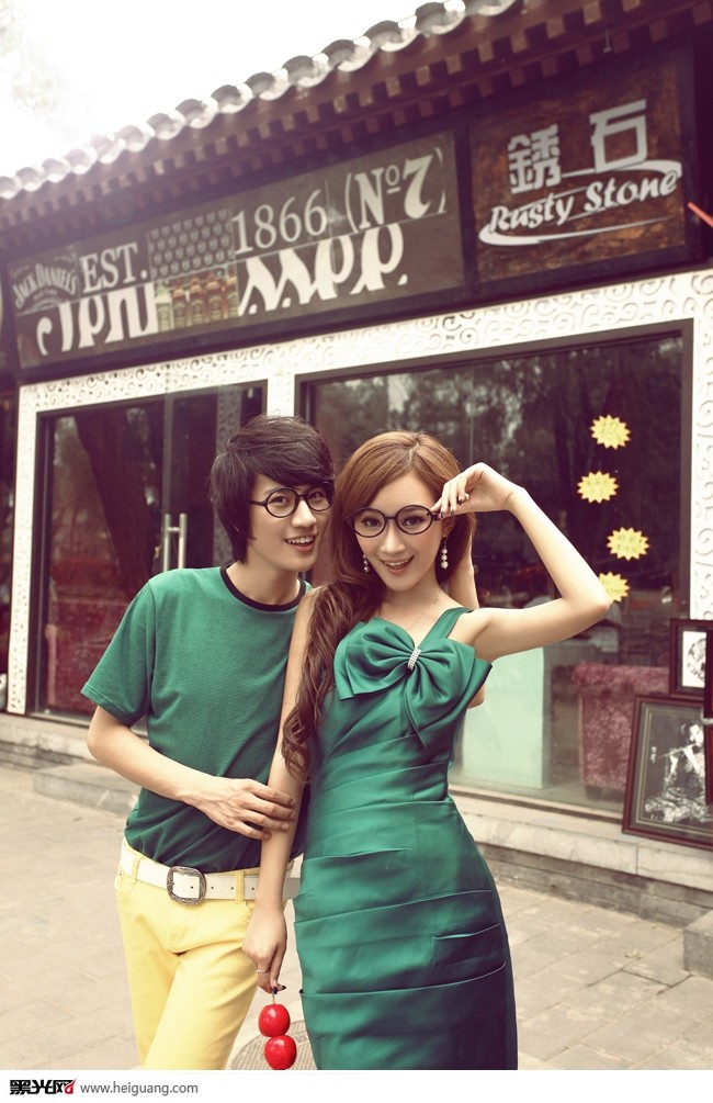 点击大图看下一张：新北京之恋 婚纱摄影