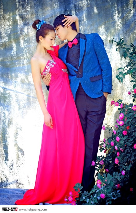 点击大图看下一张：蔷薇 婚纱摄影