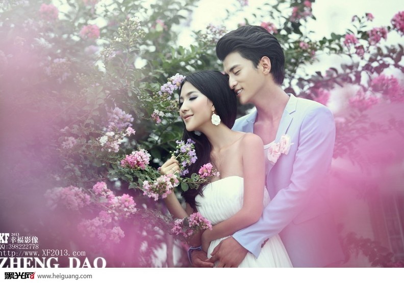 点击大图看下一张：和你相恋的第一个夏天 婚纱摄影