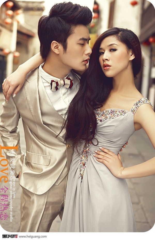 点击大图看下一张：苏式古风 婚纱摄影