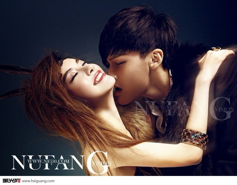 点击大图看下一张：暧昧 婚纱摄影