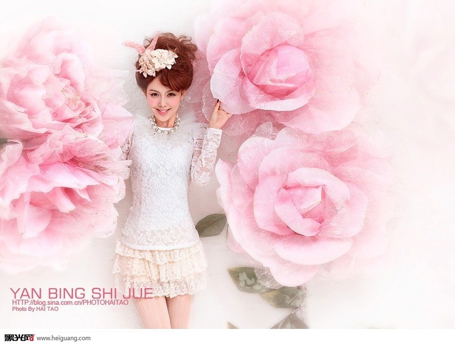 点击大图看下一张：彼岸花 婚纱摄影