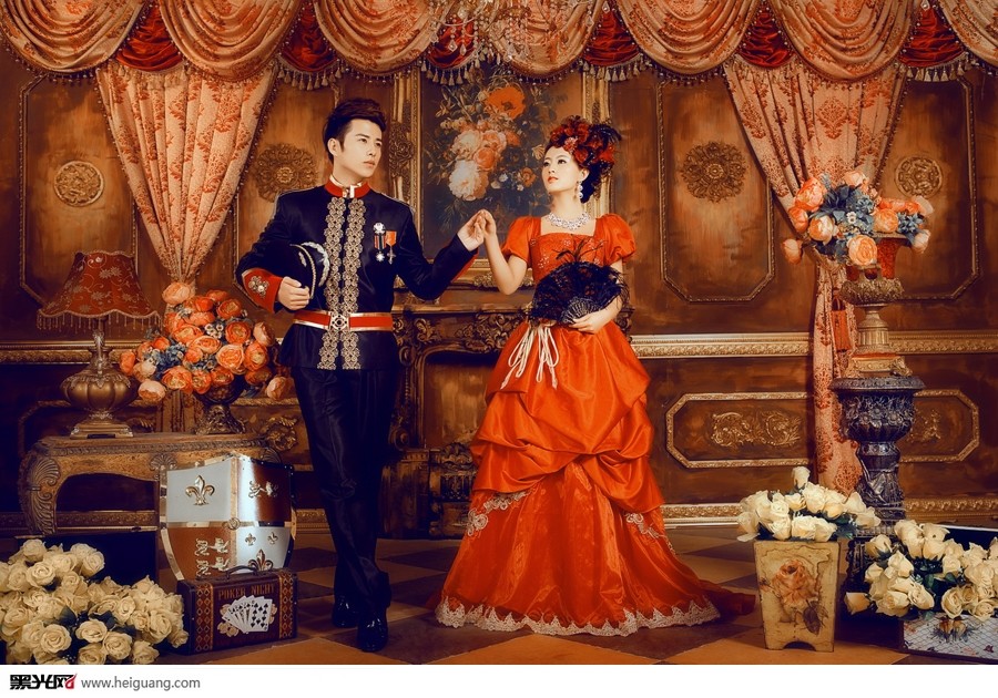 点击大图看下一张：公爵夫人 婚纱摄影