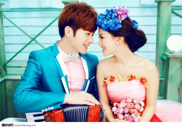 点击大图看下一张：糖果般的约会 婚纱摄影