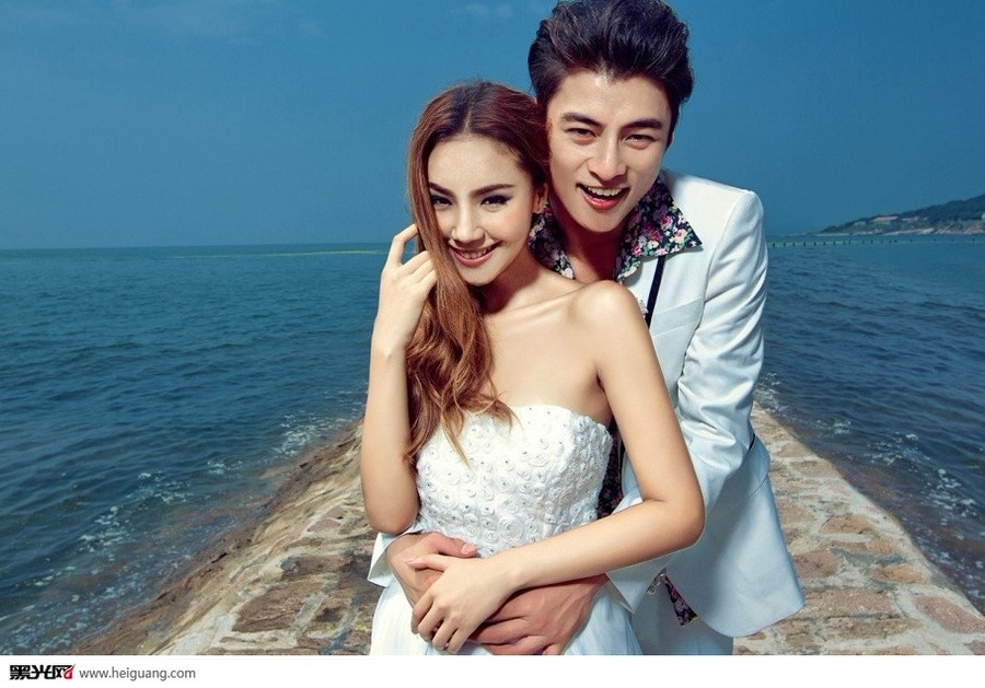 点击大图看下一张：一碧万顷 婚纱摄影