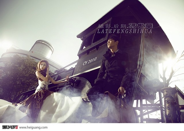 点击大图看下一张:邮寄浪漫 婚纱摄影