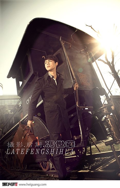 点击大图看下一张:邮寄浪漫 婚纱摄影