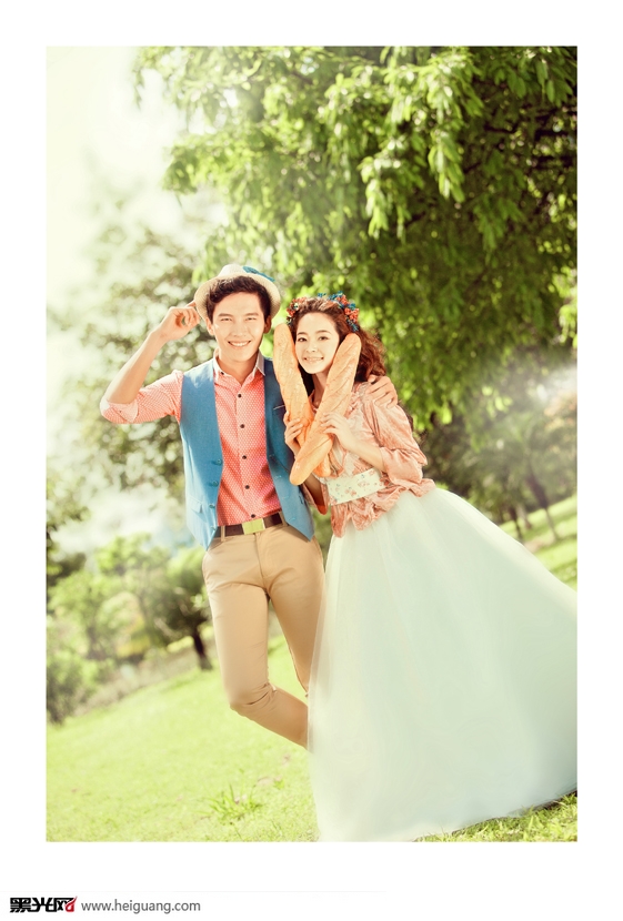 点击大图看下一张：非常假期 婚纱摄影