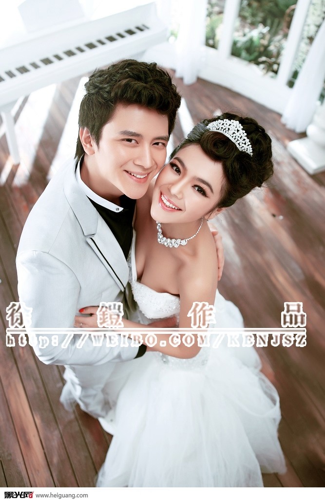 点击大图看下一张：爱的旋律 婚纱摄影