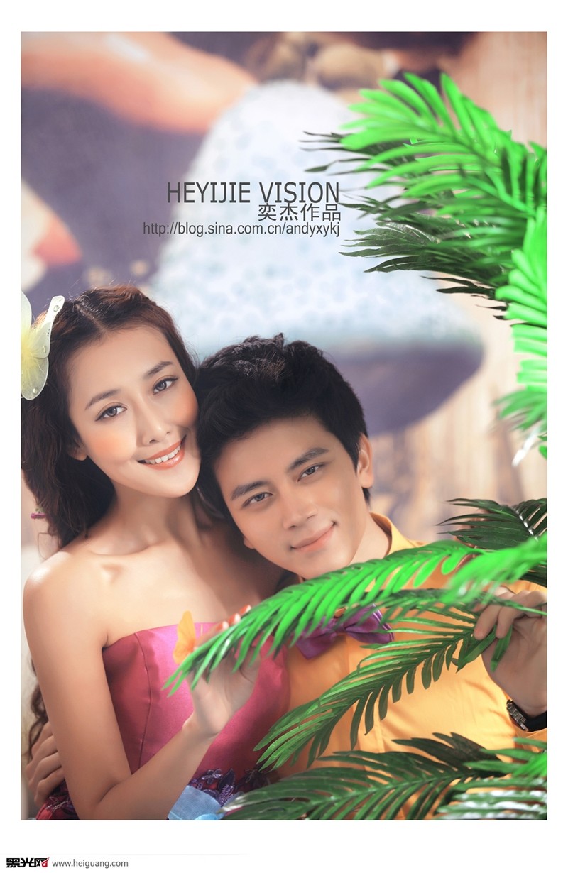 点击大图看下一张：梦幻爱情 婚纱摄影