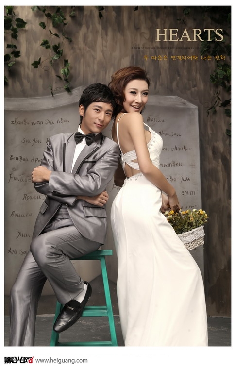 点击大图看下一张：hearts 婚纱摄影