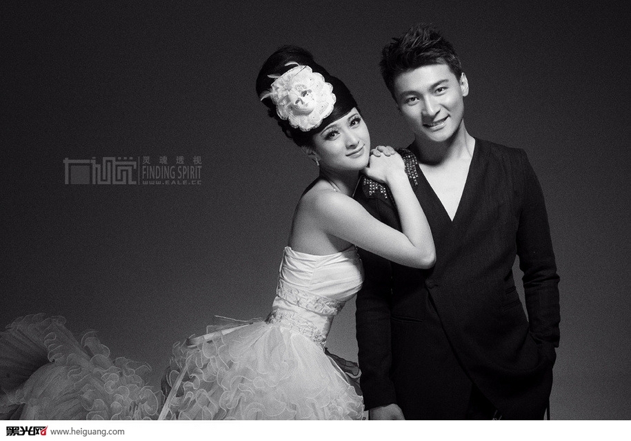 点击大图看下一张：北京青年何南婚纱照 婚纱摄影