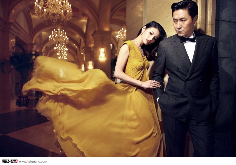 点击大图看下一张：个性婚纱 婚纱摄影