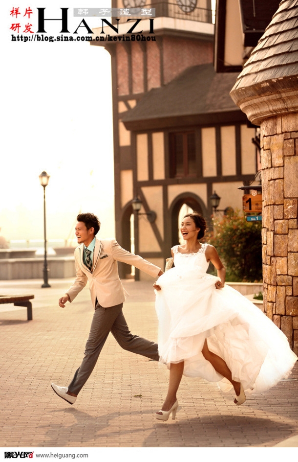 点击大图看下一张：纪时欧拍 婚纱摄影