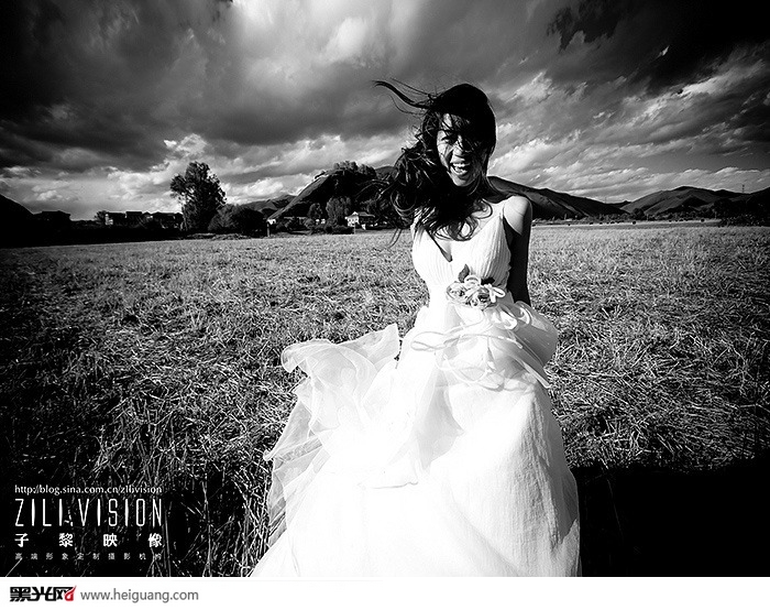 点击大图看下一张：风旅者 婚纱摄影