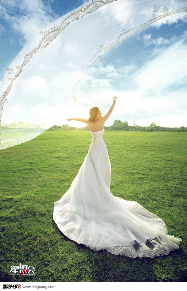点击大图看下一张：STAR WEDDING 婚纱摄影