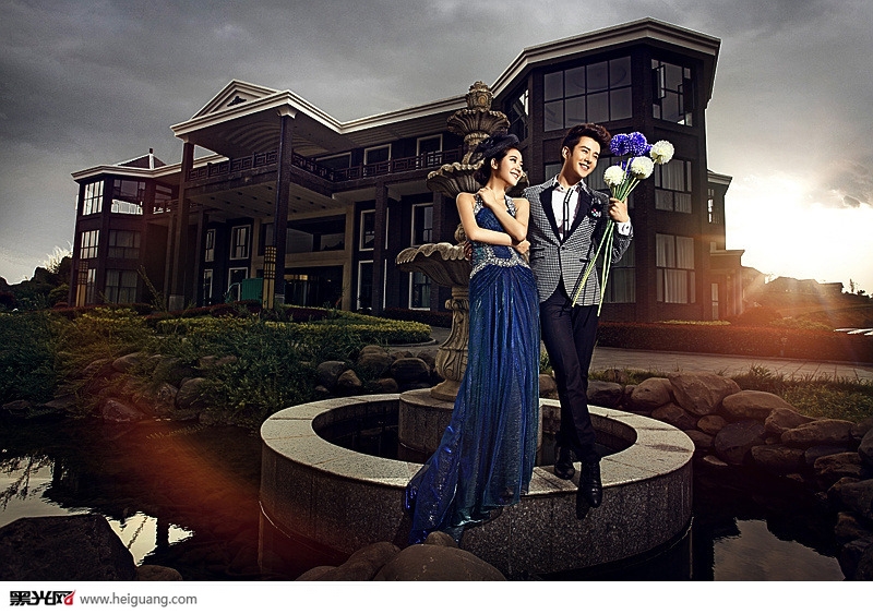 点击大图看下一张:Is it love 婚纱摄影