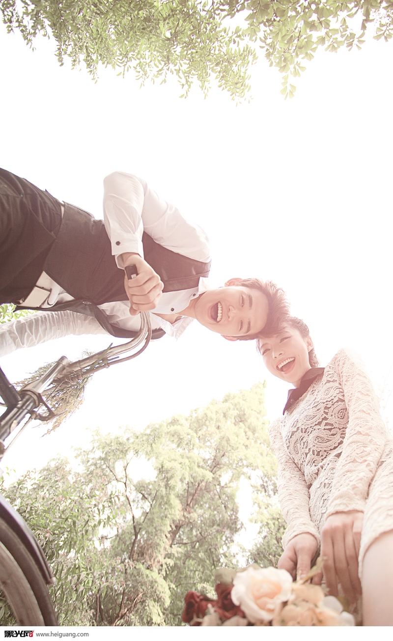 点击大图看下一张:那些年 婚纱摄影