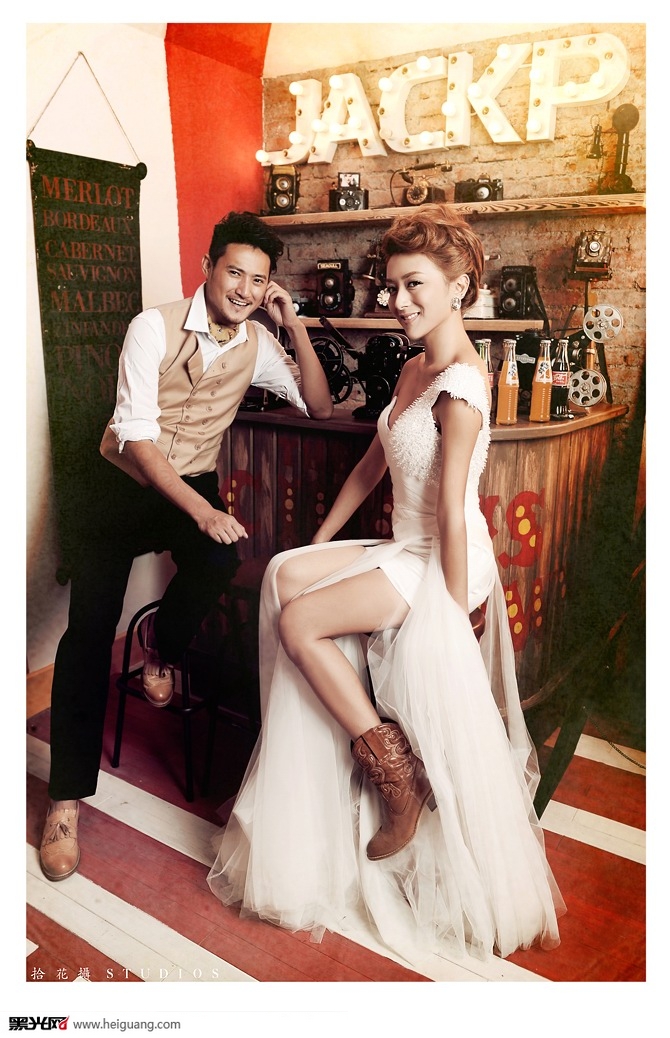 点击大图看下一张：马戏团婚礼系2 婚纱摄影