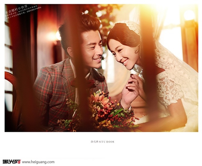 点击大图看下一张：复古札记 婚纱摄影