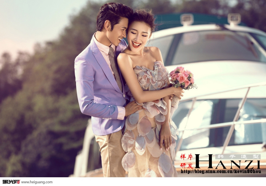 点击大图看下一张：情愫 婚纱摄影