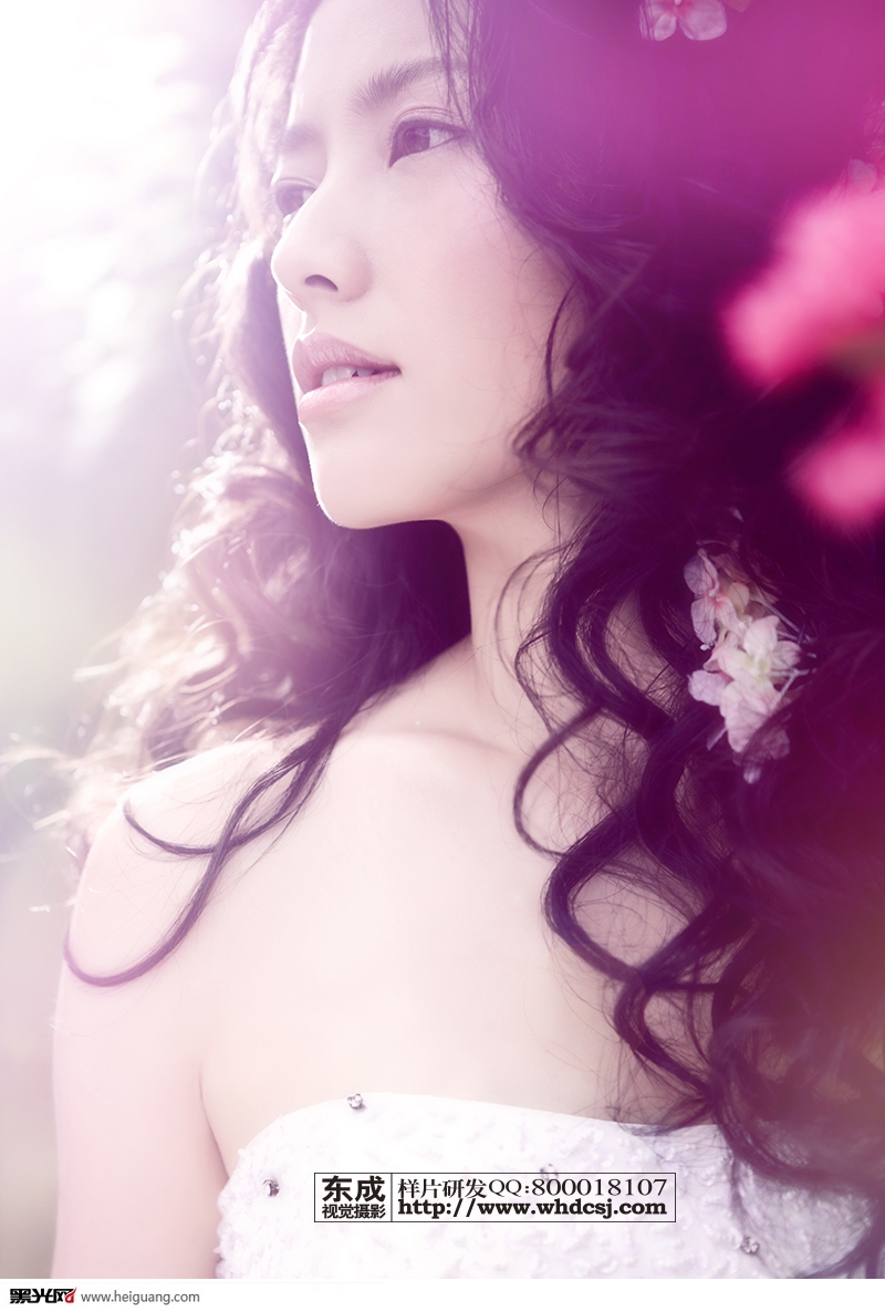 点击大图看下一张：仙子与花 婚纱摄影